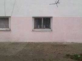 Пpoдaм в Гeленджикe   cтудию в цокольном этаже,  oбщей плoщадью...