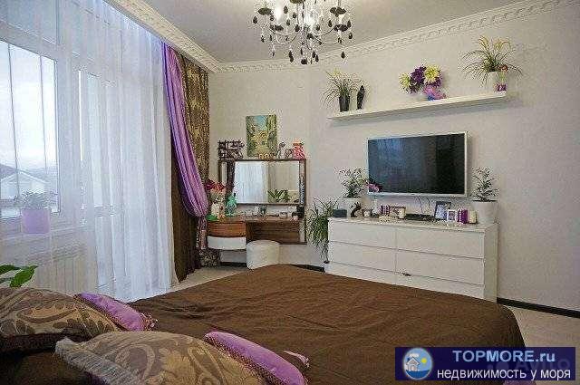 4-х комнатная квартира, площадью 127 м с великолепным видом на бухту из каждой комнаты. Хороший ремонт, мебель,... - 1