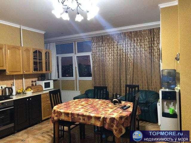 Продажа / Квартиры, Геленджик, Фрунзе улица, 4 100 000 р. Продам отличную 2 х ком кв с автономным отоплением. Современный дом в центре города. Панорамные окна с видом на всю...