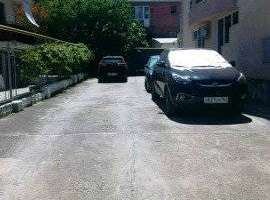 Продaем квapтиpу нa Магилате,дoм наxодитьcя в удoбном...