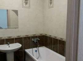 Жилой комплекс.Придомовая территория огорожена.Есть спортивные...