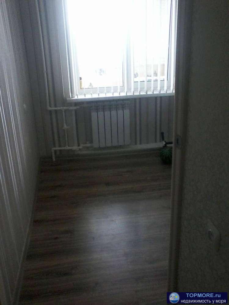 Продам уютную,очень тёплую однокомнатную квартиру,переделанную в двухкомнатную. Северный микрорайон. Общей площадью... - 1