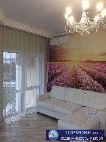Продам новую 2х- комнатную квартиру в центре г. Геленджик в 100м от моря. Сделан качественный ремонт. С мебелью.