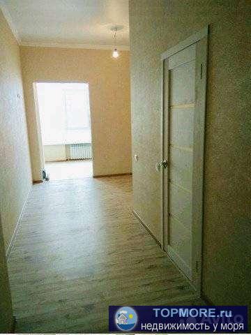 Продам уютную однокомнатную квартиру, в новом доме бизнес класса. Автономное отопление, ремонт, витражное... - 2