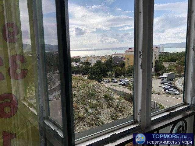 Продажа / Квартиры, Геленджик, Больничный переулок, 3 000 000 р. Вид моря! Ч/о, а/о, сданный литер, документы на руках. Развитая инфраструктура, к морю 10 минут. Лоджия застеклена.... - 1