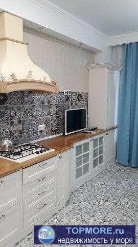 Собственник!  Делали качественный дизайнерский ремонт,т.к. планировали сами жить, обстоятельства изменились поэтому...