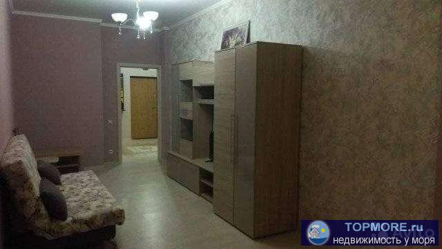 Продаю просторную квартиру, о/п 55м2, с ремонтом и  мебелью. Автономное отопление, до моря 300 метров.Заходи и живи!!! - 2