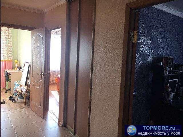 Продаю просторную трёхкомнатную квартиру по ул. Островского 144а . Удобная планировка , все комнаты изолированы.... - 2