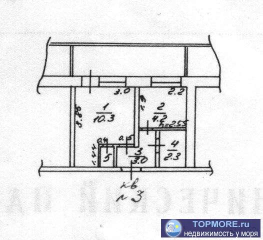Продам однокомнатную квартиру на первом этаже пятиэтажного кирпичного дома, площадью 20,2 кв.м. Тихий спальный район....