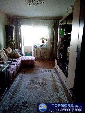 Продам 3х комнатную квартиру, 1/9, монолит: кухня - 10,3 м2; комнаты - 21/21/16,5 м2; балкон  - 4 м2, лоджия  - 7,4... - 1