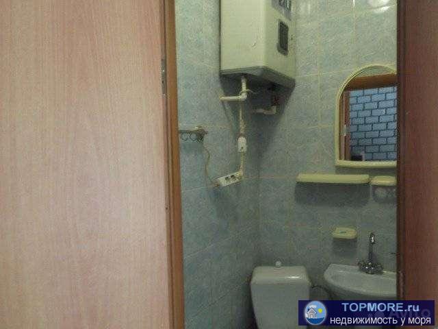 Продам студию, 16 кв. м, по адресу: ул. Гоголя, 11-а, 2 этаж 2-х этажного дома. Студия с хорошим ремонтом: теплый... - 2