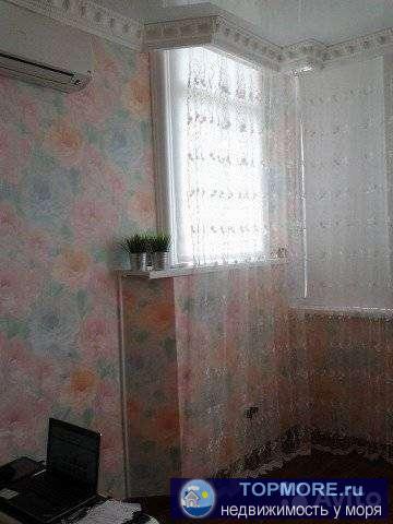 Я СОБСТВЕННИК.  Продаётся большая квартира от собственника. Пентхаус. Большая комната и большая кухня-столовая.  При... - 2