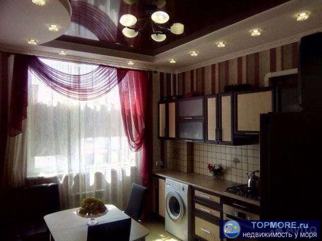 Продам 2 к квартиру с ремонтом , с мебелью  . Ремонт делали 1.5 год назад дорогую и качественную Шикарное вид на...