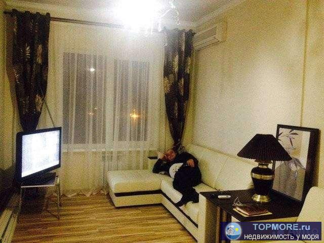 Продаётся квартира 52м с современным дизайном, с новой мебелью,полной комплектацией - заходи и живи.2-ой этаж 10...