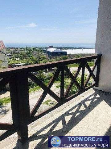 Продам новый дом о/п 180 кв.м., 3 этажа. Витражное остекление, уютный дворик, Кухня-Столовая, 3 спальни, 2 террасы с... - 1