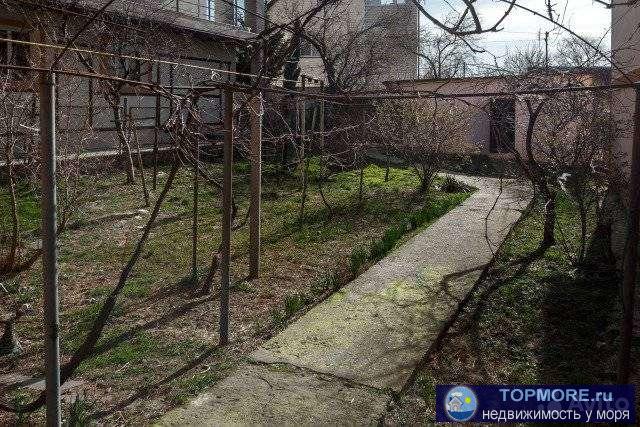 В городе Геленджик, мкр. Голубая бухта, который славится открытым чистым морем, чистейшим воздухом, спокойной и... - 1