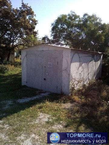 Продам высокий гараж                                          Ворота В 2.20  Ш 2.60