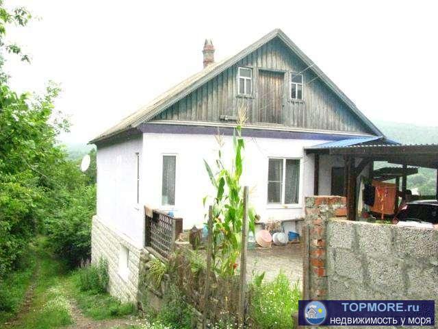 Двухэтажный блочный дом, штукатурка и кароед, первый этаж плитка под дикий камень, первый этаж 2 комнаты и кухня,... - 1