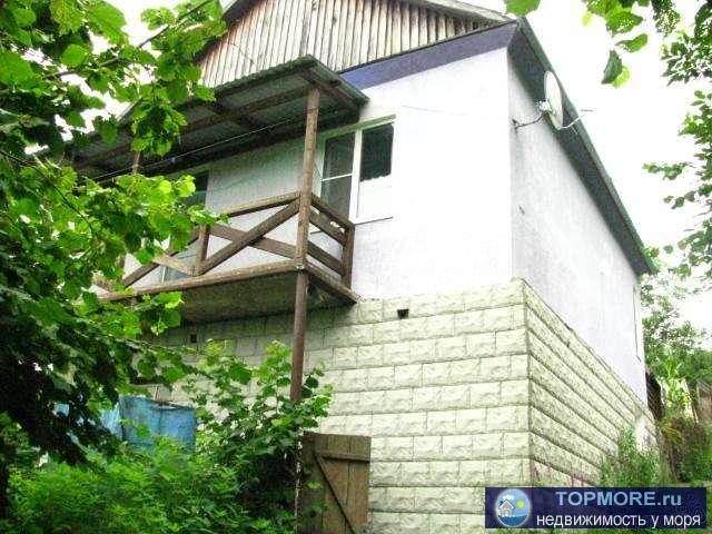 Двухэтажный блочный дом, штукатурка и кароед, первый этаж плитка под дикий камень, первый этаж 2 комнаты и кухня,... - 2