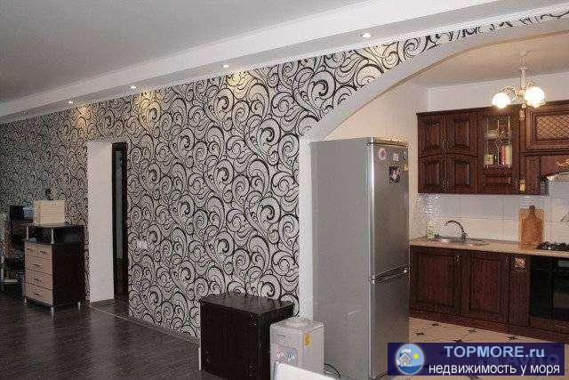 Срочно! Хозяин. Дом в прекрасном месте в 5 минутах от центра г. Геленджик. Район нового ''Гольф Клуба'' (дорога на... - 1