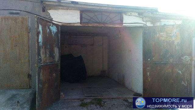 Продаю капитальный гараж , гаражный кооператив 8.Высота ворот-2.26 м, ширина-2.66 м. Гараж : высота-2.60 м,...