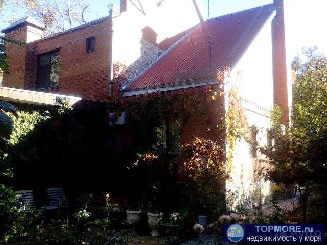 Дом, 1995 г.Прописка. Первый этаж: гостиная 28 кв.м, кухня 15 кв.м, спальня 14 кв.м, веранда 20 кв.м, санузел. Второй...