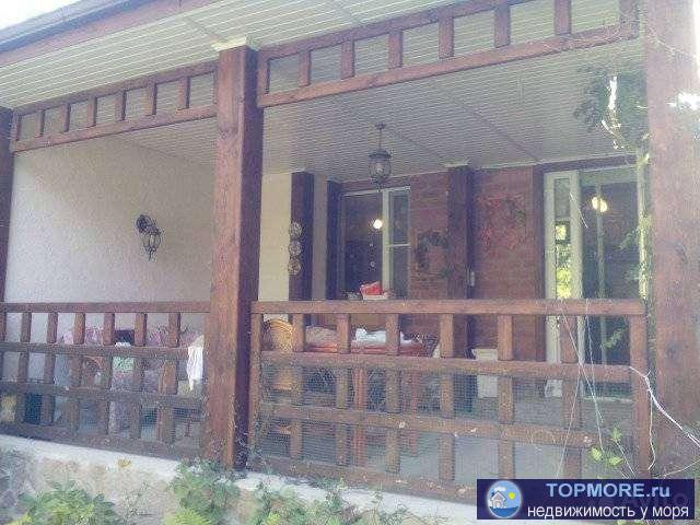 Дом, 1995 г.Прописка. Первый этаж: гостиная 28 кв.м, кухня 15 кв.м, спальня 14 кв.м, веранда 20 кв.м, санузел. Второй... - 2