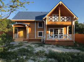 Дом из бруса, новый, строил для себя. Участок 8 соток,ровный, фасад...