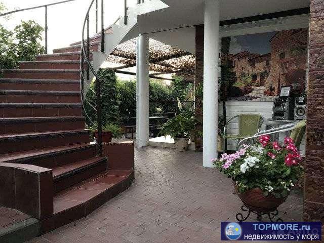 ПРОДАЮ или  МЕНЯЮ : на  2 Квартиры Краснодар ,Геленджик + ваша доплата.  На участке 6.3 расположен : отдельно дом для... - 2