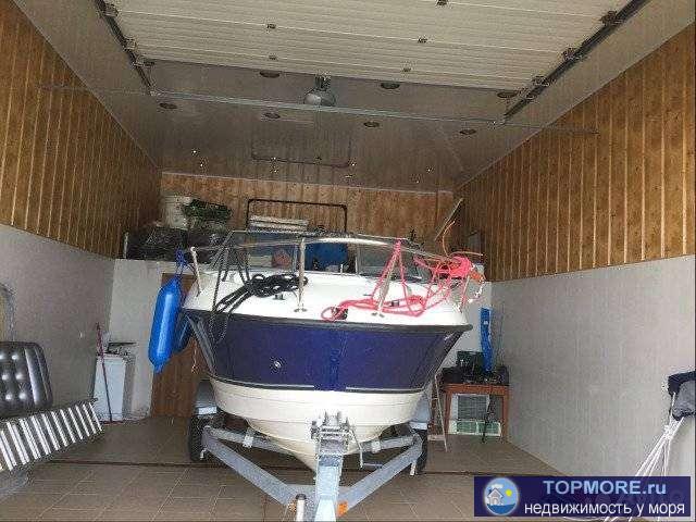 2-х этажный таунхаус-эллинг бизнес-класса на берегу Черного моря.  1 этаж: эллинг для хранения катера, гараж для... - 1