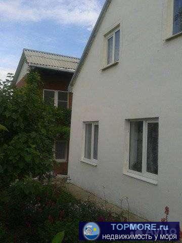 продам домовладение в голубой бухте(не дачи) 120кв.м,плюс гостевой дом 100 кв.м,плодоносящий сад.до моря 800 метров