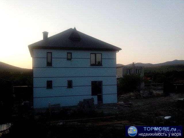 Продажа / Дома и коттеджи, Геленджик, 5 500 000 р. Продаю новый загородный дом (коттедж) в г.Геленджик (р-он Голубой бухты в снт Дружба), на участке в 4 сотки, общей... - 2