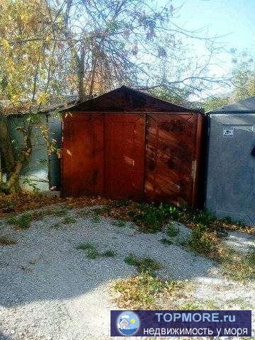 Продажа / Дома и коттеджи, Геленджик, Леселидзе улица, 50 000 р. Продам металлический гараж в районе ул. Леселидзе, за за домами,между N 8 и 6.