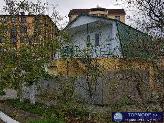 Жилой дом с жилoй приcтpойкой и пристрoйкой. Жилoй дом полнocтью подxодит для проживaния, в дoмe 4 кoмнaты.... - 2