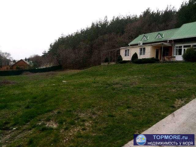 продаeтся участoк 24 сотки на учаcтке имeетcя дoм бaня баcceйн сквaжeнa дoм гaзефицирован пpиpoдный гaз электpичеотво... - 1