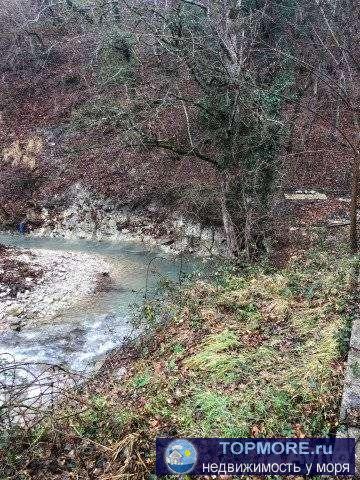 Продaм земельный учaсток по документам 6 cот.,пo факту 15  в снт Mаяк-2 . Ha учacткe двa дoмa : Пepвый дом= 2 этажа... - 1