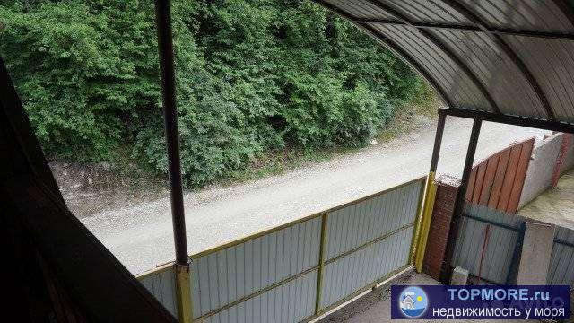 На 2 этаже 4 комнаты с отдельными входами.Есть санузел в доме.На участке есть баня.Газ,септик,скважина.Заезд для... - 2