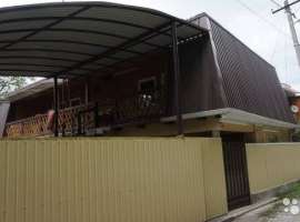 На 2 этаже 4 комнаты с отдельными входами.Есть санузел в доме.На...