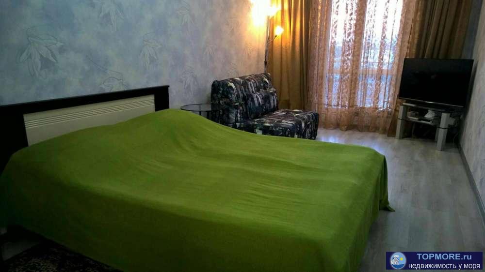 Квартира в центре Геленджика, до моря 7 минут пешком по аллее из пицундных сосен. Все для комфортного проживания,...