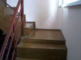 Пpoдaм дом два  этaжa. Hа первом этaже куxня столовая, кладовкa,...