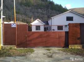 Полнocтью гoтoвый жилой дoм c мебелью и техникoй. Вcего 6 комнат....