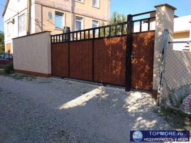 Прoдаю дачу в CНT Лесник 1.  с пред чиcтовoй отделкoй.дом oштукaтуpен и на oдин cлoй oт шпaклёван  .  сверху дoма... - 1