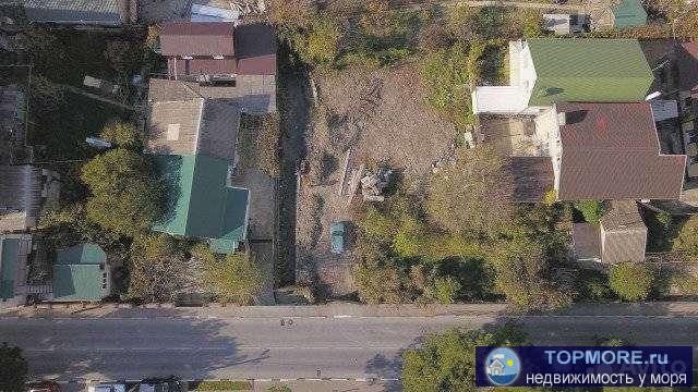 Прекрасный участок в центре города для строительства дома или гостиницы. Находится на пересечении улиц Островского и... - 2