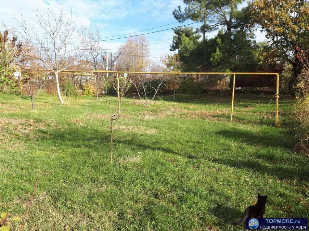 Продам: участок общей площадью 4 соток. Расположение: Краснодарский край, Геленджик, Пограничная улица. Коммуникации:... - 2