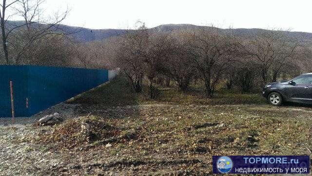 Продам участок с/х назначения. Ровный, прямоугольный. Живописное место 12-15 км от города. Свет по меже. Газ в...