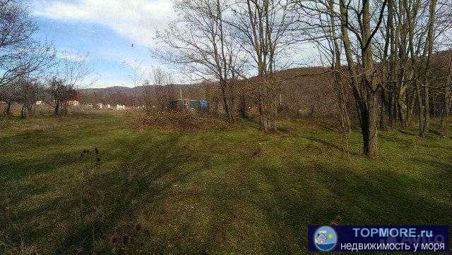 Продам участок с/х назначения. Ровный, прямоугольный. Живописное место 12-15 км от города. Свет по меже. Газ в... - 1