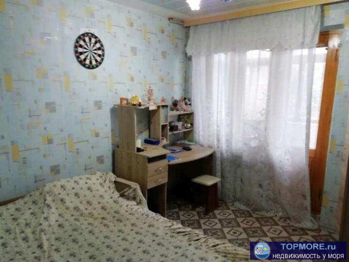 Предлагается к продаже хорошая трёхкомнатная квартира рядом с бухтой Омега в Гагаринском районе.  В доме два лифта,... - 2