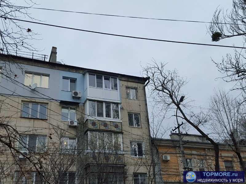 Продается однокомнатная квартира в хорошем районе возле детского парка, 7 школы, набережной, по адресу ул. Мокроусова... - 1