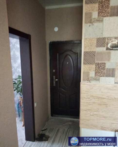 Продается уютная,теплая,светлая квартира. Сделан ремонт. Есть газ, свет, вода, канализация. Двухконтурный котел...