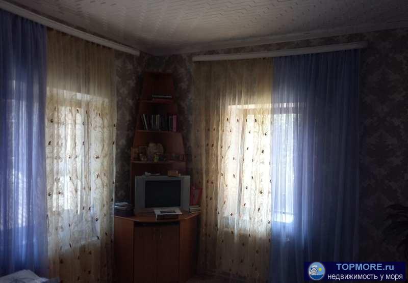 Продается уютная,теплая,светлая квартира. Сделан ремонт. Есть газ, свет, вода, канализация. Двухконтурный котел... - 2